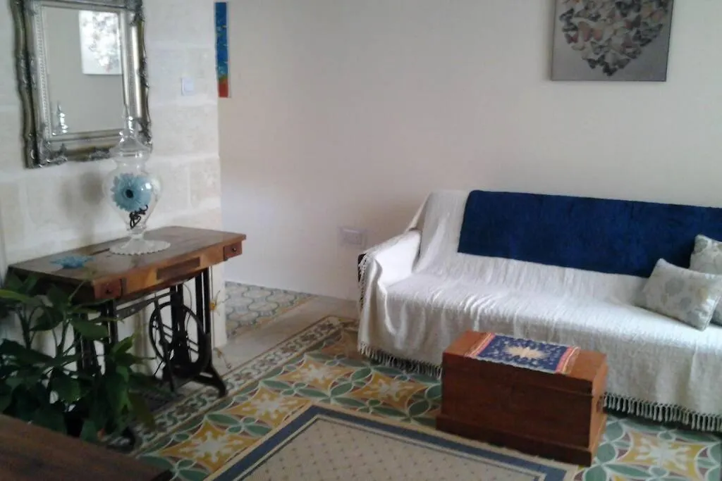 Vittoriosa Holiday Apartment Rental With Ac