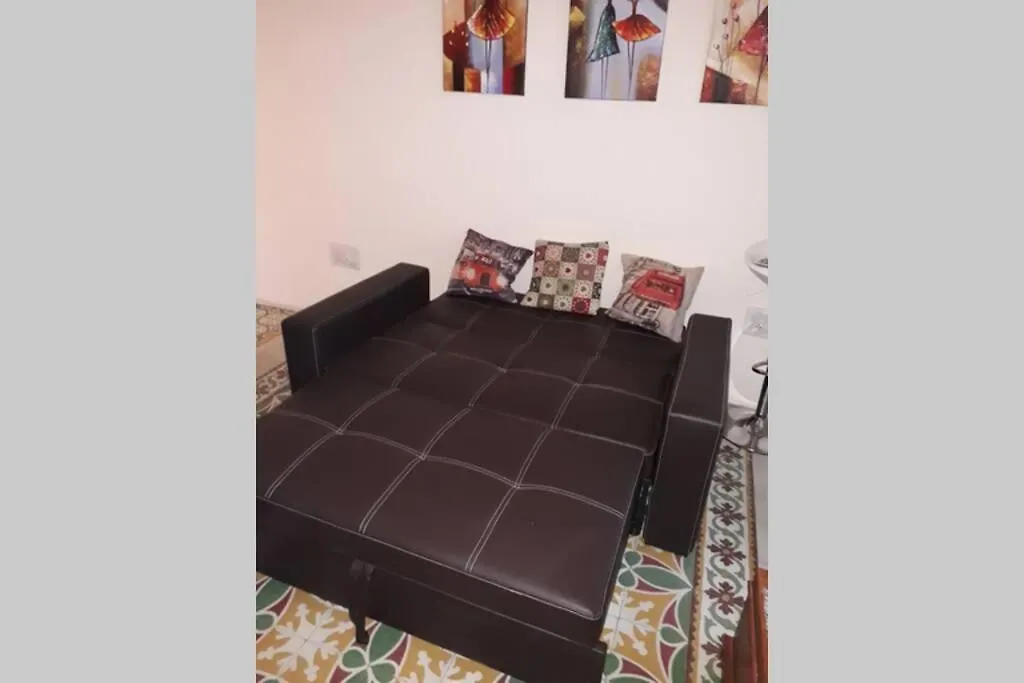 Vittoriosa Holiday Apartment Rental With Ac Malta