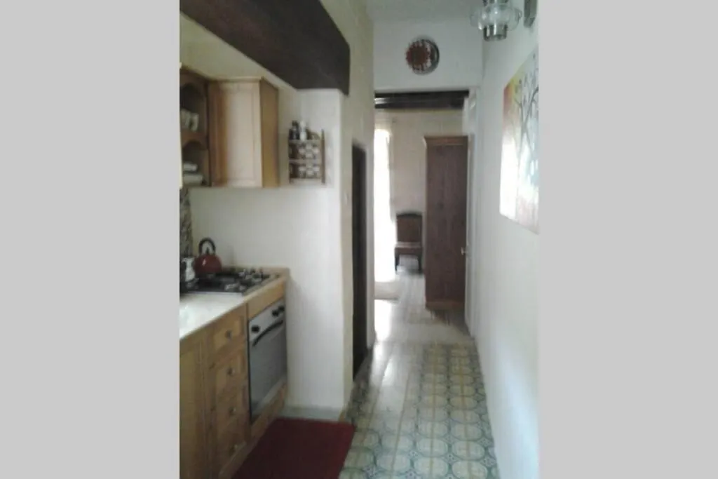 Vittoriosa Holiday Apartment Rental With Ac  Birgu