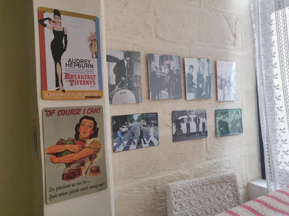 Vittoriosa Holiday Apartment Rental With Ac